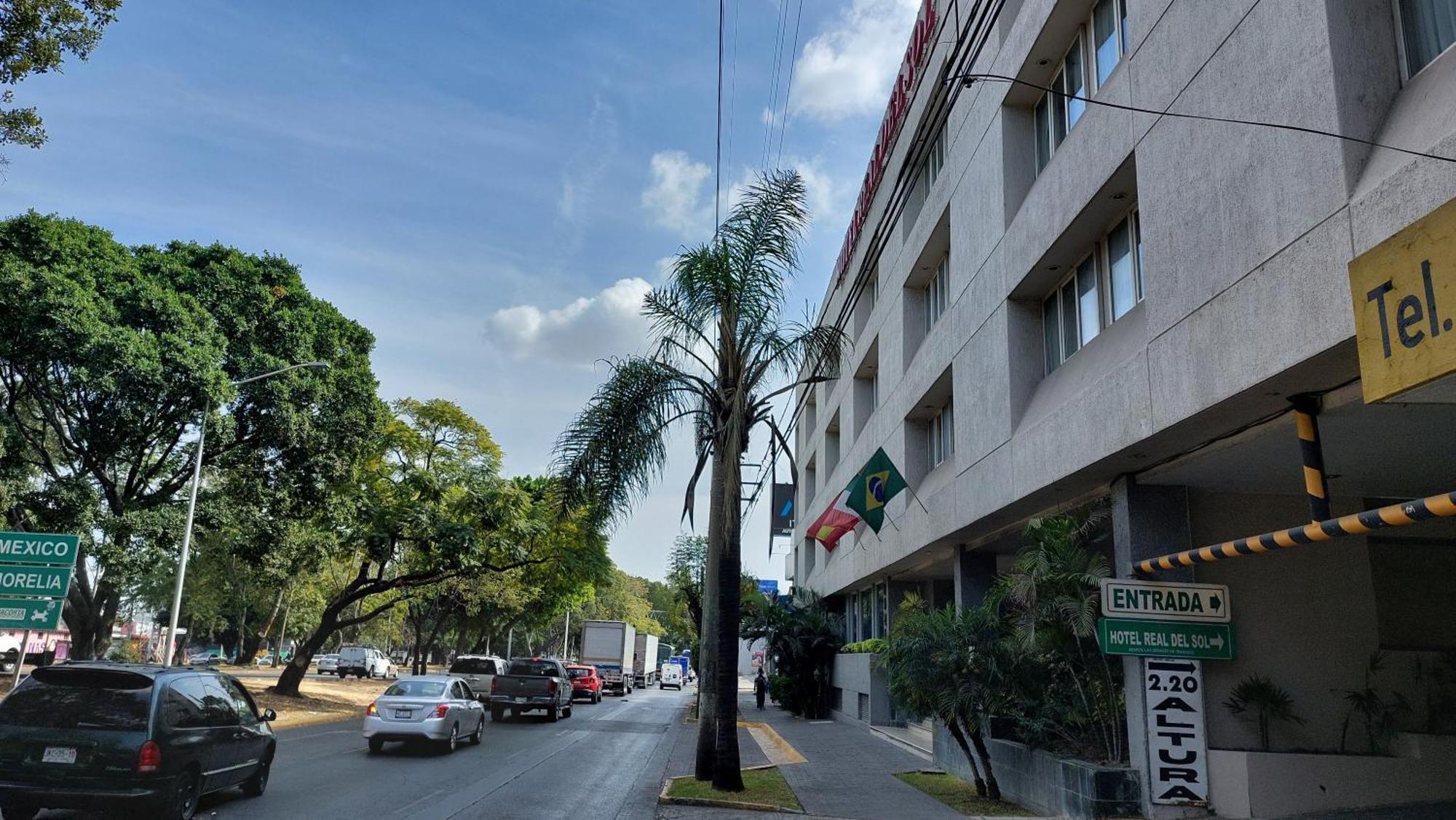 Hotel Real Del Sol - Zona Expo Industrial Guadalajara Ngoại thất bức ảnh