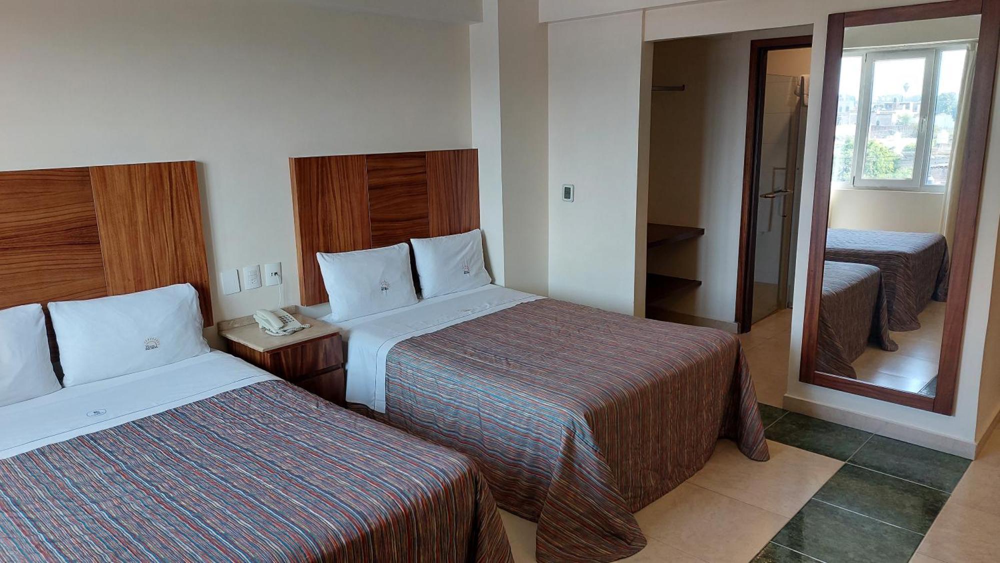 Hotel Real Del Sol - Zona Expo Industrial Guadalajara Ngoại thất bức ảnh