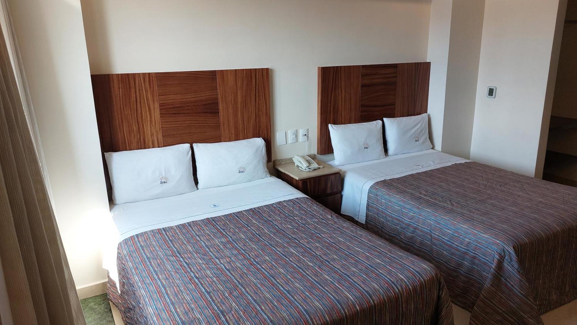 Hotel Real Del Sol - Zona Expo Industrial Guadalajara Ngoại thất bức ảnh