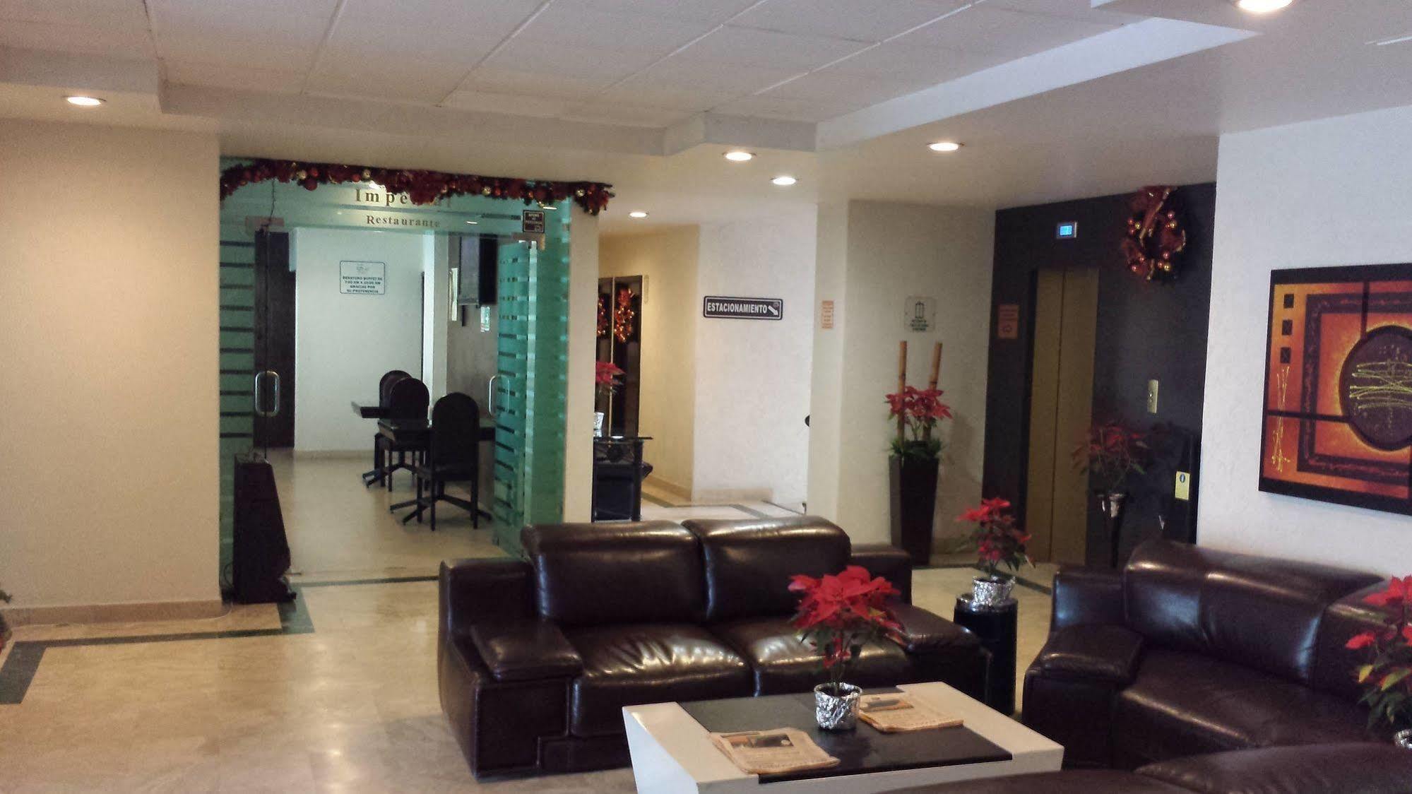 Hotel Real Del Sol - Zona Expo Industrial Guadalajara Ngoại thất bức ảnh