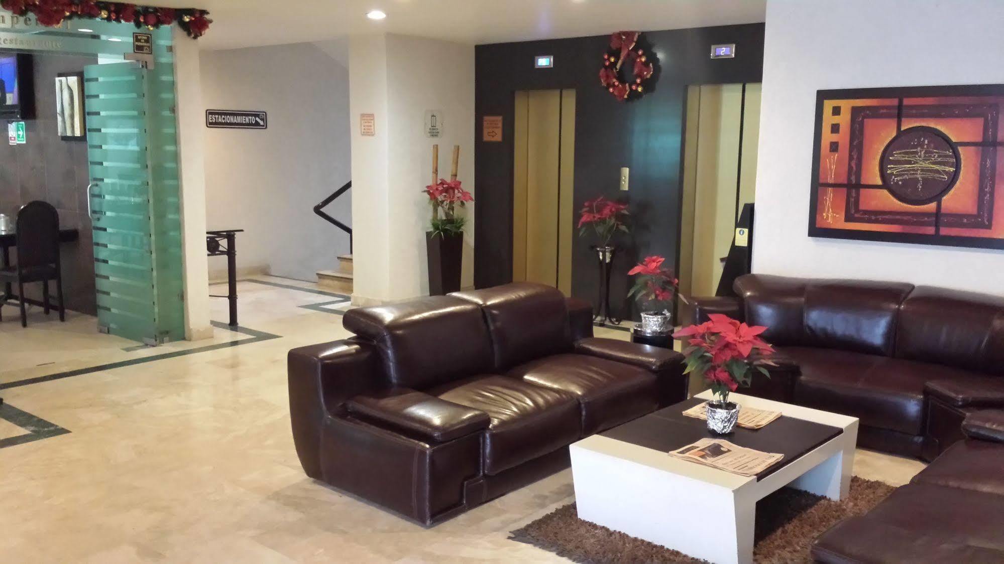 Hotel Real Del Sol - Zona Expo Industrial Guadalajara Ngoại thất bức ảnh